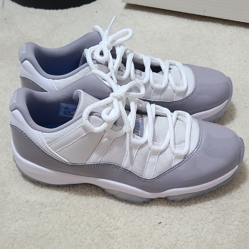 Jordan Sneakers White and Gray